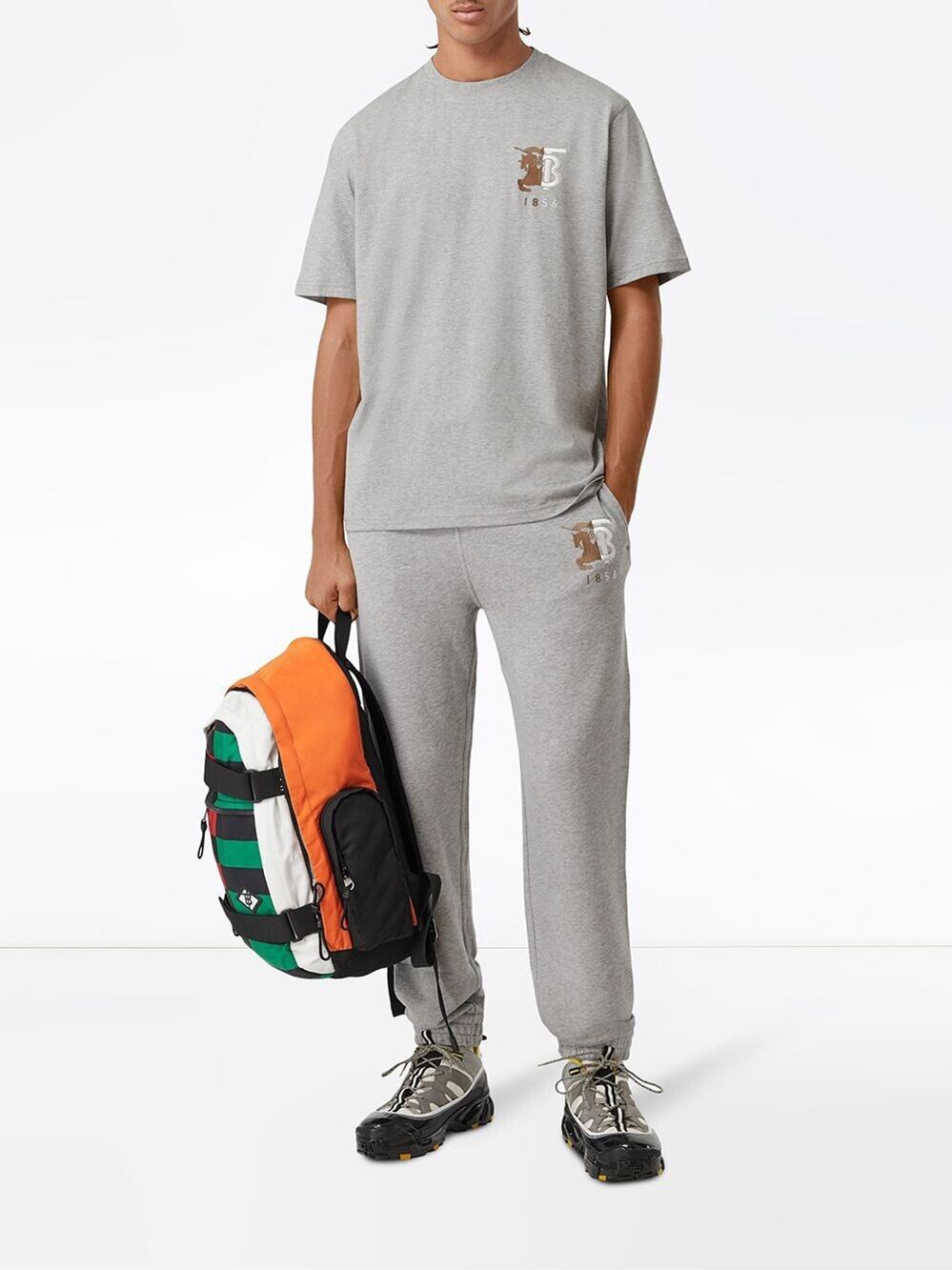 NWT Burberry TB Size M Monogram Equestrian Knight Track Jogger Sweatpants Gray